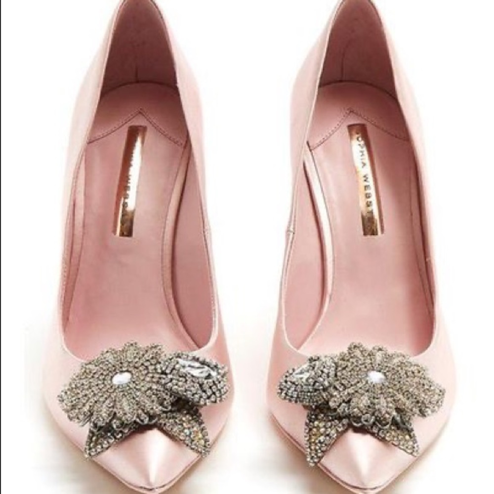 NEW Sophia Webster light-pink satin Lilico pumps.